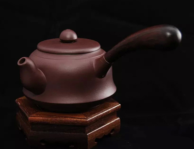 器以载道，茶禅一味——论茶具中的禅意美学